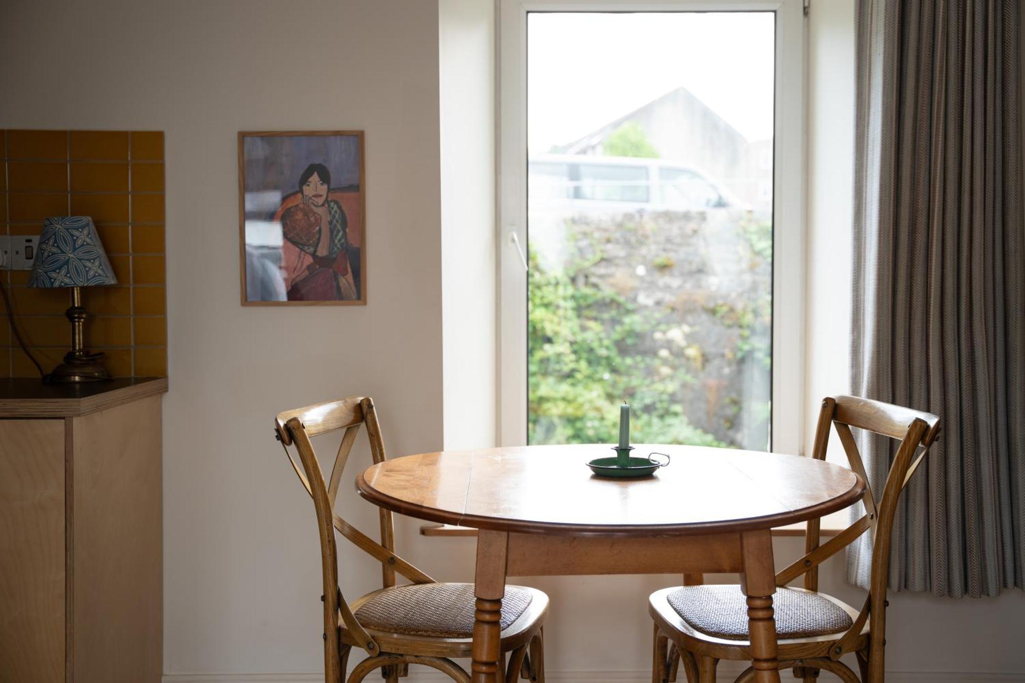 The Roost Appartement Westport Buitenkant foto