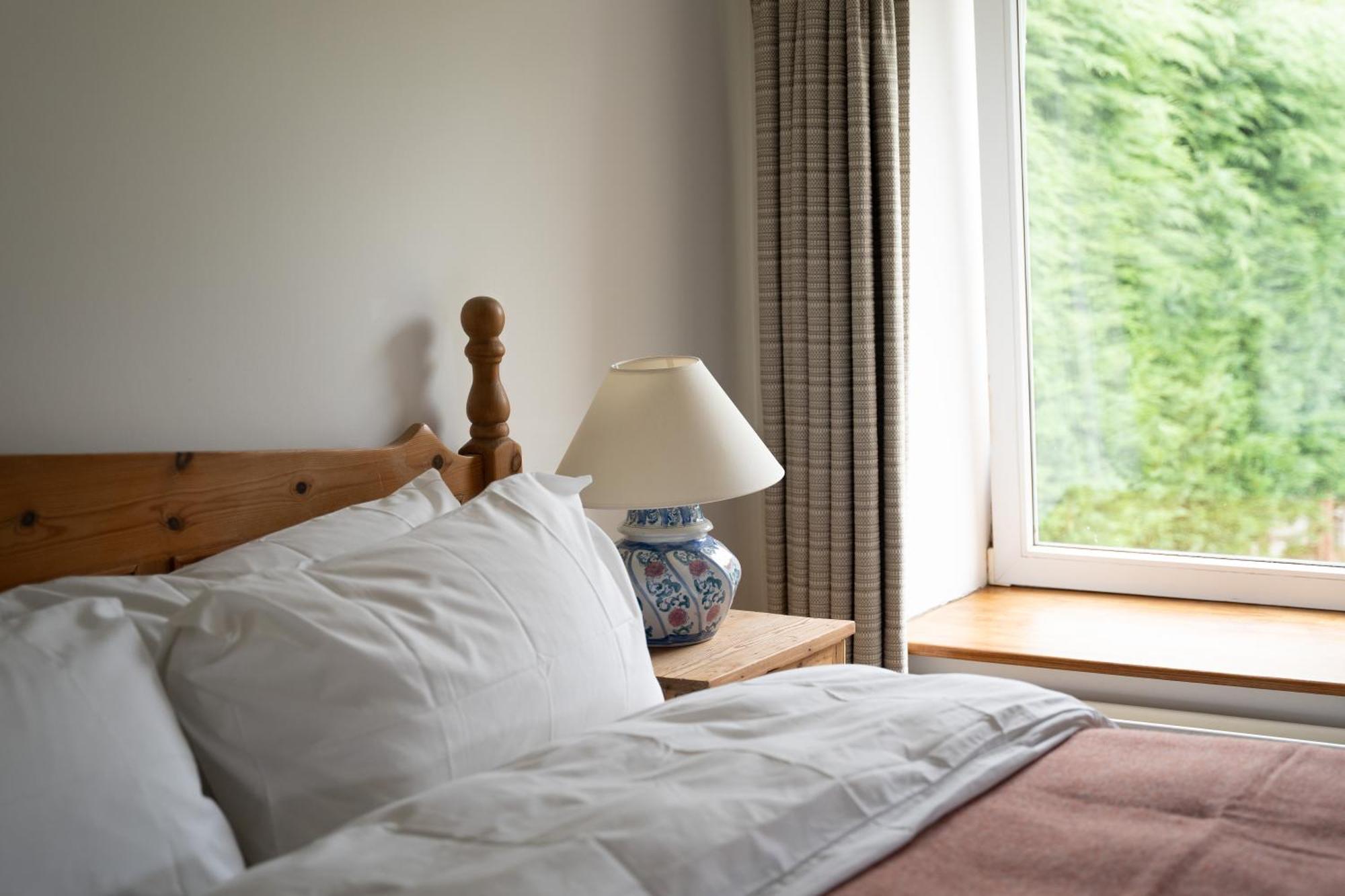 The Roost Appartement Westport Buitenkant foto