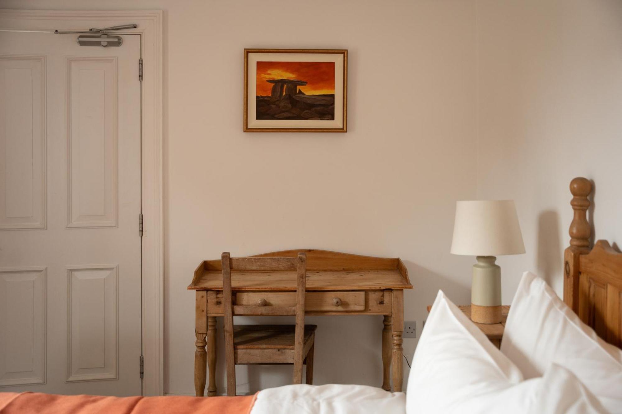 The Roost Appartement Westport Buitenkant foto