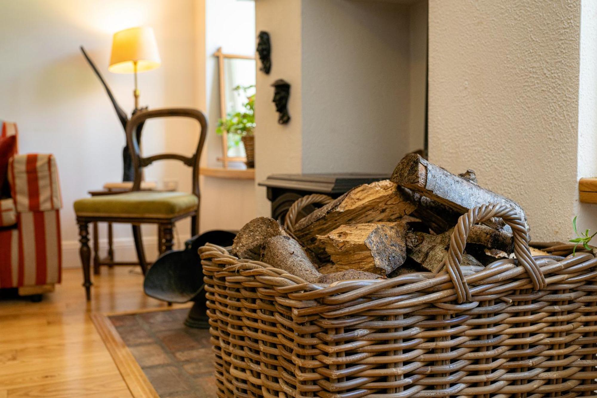 The Roost Appartement Westport Buitenkant foto